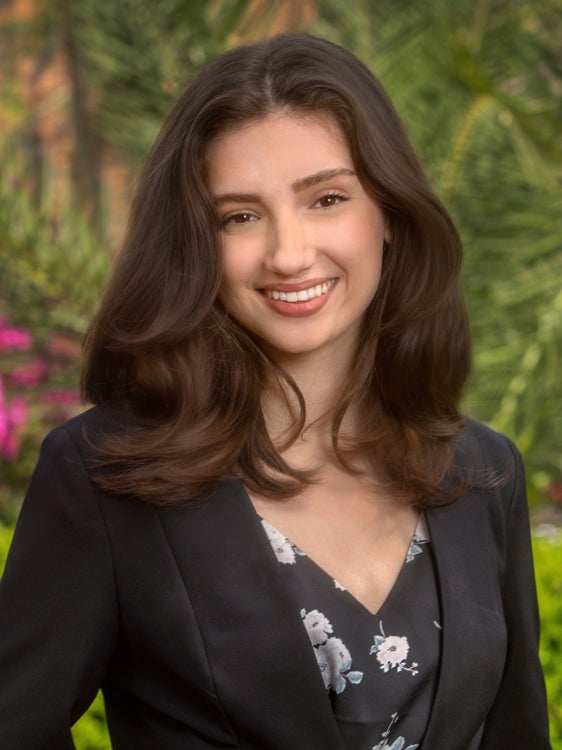 Giovanna Garcia-2021 Honors Thesis Award Winner