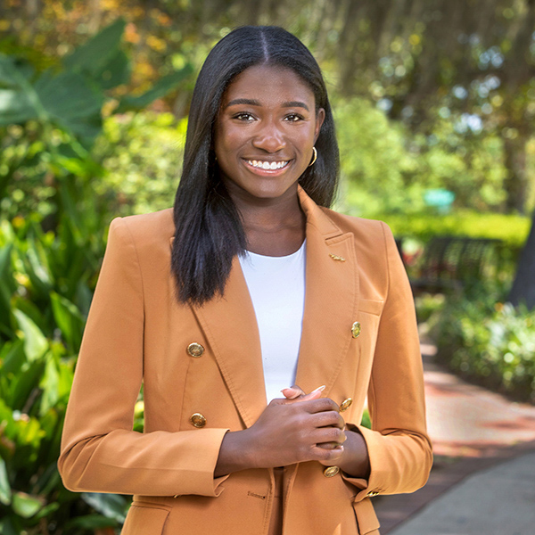 "Abril Hunter, Honors Student, Presidential Scholar, and Recipient of Truman Scholarship"